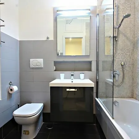 Cheap And Chic White At Coliseum Apartment